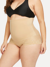 Load image into Gallery viewer, Scalloped Trim Plus Size Shapewear Panty