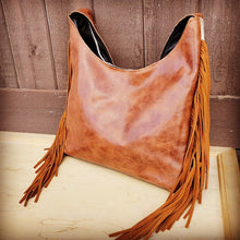 Load image into Gallery viewer, Montana Hobo Handbag Distressed Leather