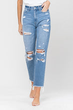 Load image into Gallery viewer, DISTRESSED RAW HEM MOM JEANS

