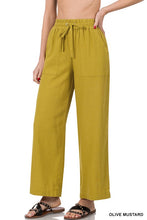 Load image into Gallery viewer, LINEN DRAWSTRING-WAIST PANTS WITH POCKETS
