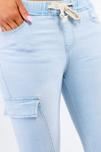 Load image into Gallery viewer, HIGH WAIST CARGO POCKETS DENIM JOGGERS
