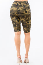 Load image into Gallery viewer, PLUS SIZE HIGH WAIST SHIRRED FRONT SHORTS

