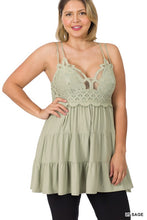 Load image into Gallery viewer, PLUS CROCHET LACE RUFFLE CAMI
