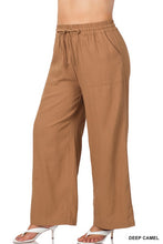 Load image into Gallery viewer, PLUS LINEN DRAWSTRING-WAIST PANTS WITH POCKETS
