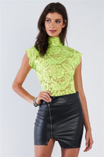 Load image into Gallery viewer, Lace Collared Short Sleeve Bodysuit
