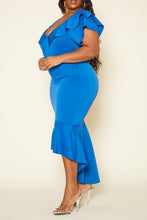 Load image into Gallery viewer, Plus Size High-Low Ruffled Bodycon Midi Dress
