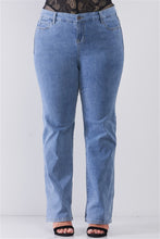Load image into Gallery viewer, Plus Mid-wash Blue Denim Low-rise Wide-leg Upsized Basic Dad Jeans
